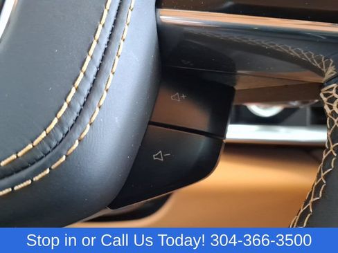Used 2025 Chevrolet Corvette Stingray Premium Cpe w/ Z51 Performance Package RWD image 21