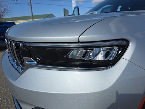 New 2026 Jeep Grand Cherokee Laredo X image 31