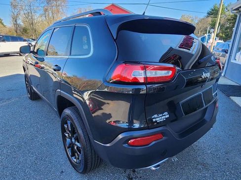 Used 2014 Jeep Cherokee Limited w/ Luxury Group AWD/4WD image 7