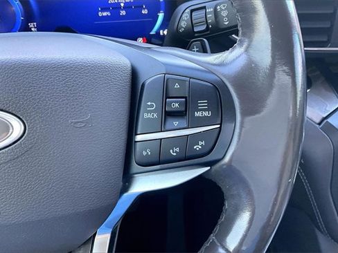 Used 2020 Ford Explorer Platinum image 17