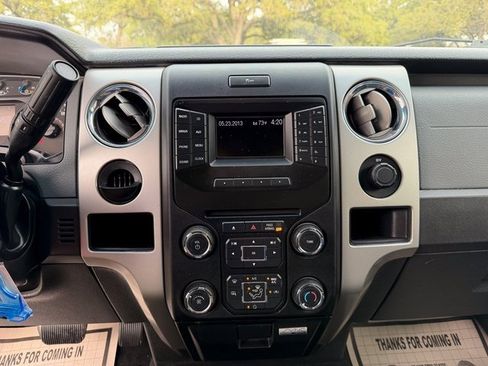 Used 2013 Ford F150 XLT w/ XLT Chrome Pkg image 13