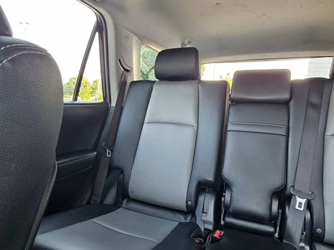 Used 2024 Toyota 4Runner SR5 Premium w/ Moonroof Package AWD/4WD image 24