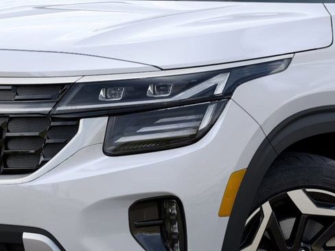 New 2026 Kia Seltos SX w/ SX Sunroof Package image 13