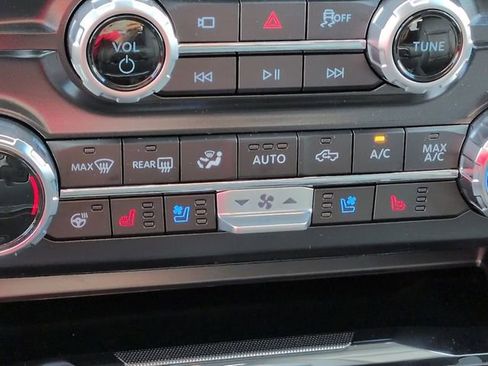 New 2026 Ford F250 Lariat w/ Lariat Premium Package image 25