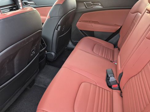 New 2026 Kia Sportage SX Prestige image 11