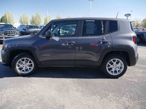 Certified 2023 Jeep Renegade Latitude AWD/4WD image 15