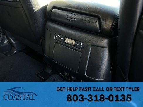 Used 2024 Nissan Armada SL image 28