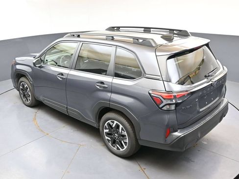 Used 2025 Subaru Forester Premium AWD/4WD image 38