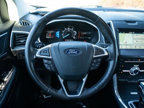 Used 2018 Ford Edge Titanium w/ Equipment Group 302A image 21