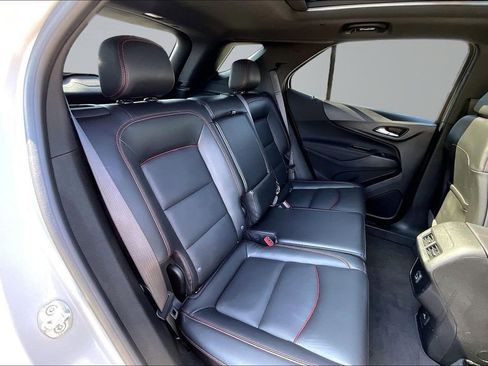 Used 2022 Chevrolet Equinox RS w/ RS Leather Package FWD image 27