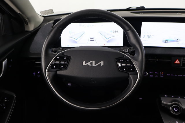 Used 2022 Kia EV6 Wind w/ Wind Technology Package AWD/4WD image 6