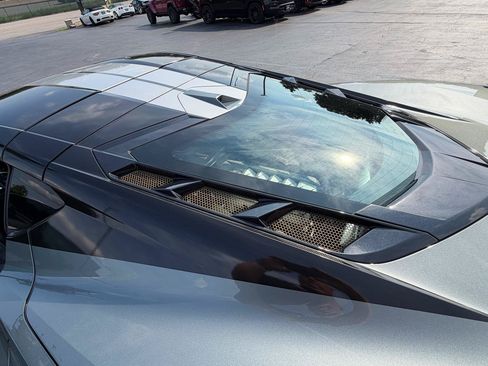 Used 2022 Chevrolet Corvette Stingray Preferred Cpe w/ Z51 Performance Package RWD image 26