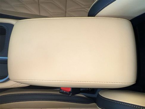 New 2025 Nissan Sentra SV w/ SV Premium Package image 23