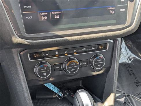 Used 2020 Volkswagen Tiguan SE R-Line w/ 3rd Row Seat Package image 14