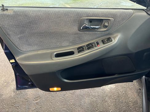Used 2001 Honda Accord LX image 12