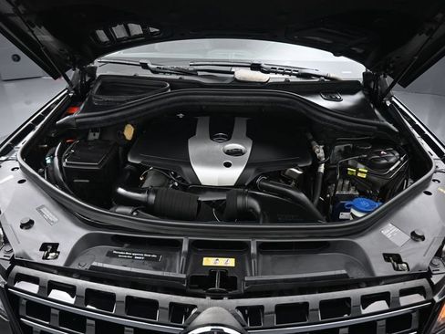 Used 2015 Mercedes-Benz ML 250 BlueTEC 4MATIC image 47