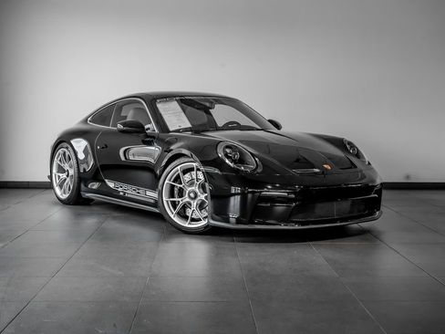 Certified 2022 Porsche 911 GT3 RWD image 9