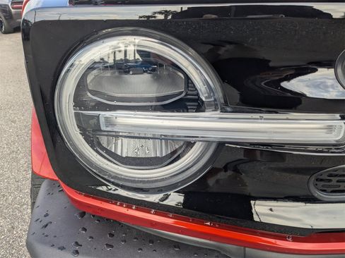 Used 2022 Ford Bronco Outer Banks image 10