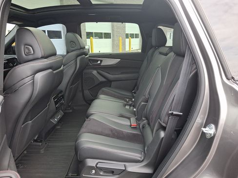Used 2023 Acura MDX A-Spec AWD/4WD image 10