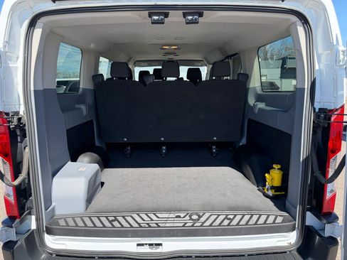 Used 2018 Ford Transit 150 XL image 25