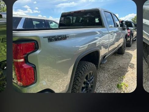 Used 2025 Chevrolet Silverado 2500 LT w/ Trail Boss Package AWD/4WD image 3