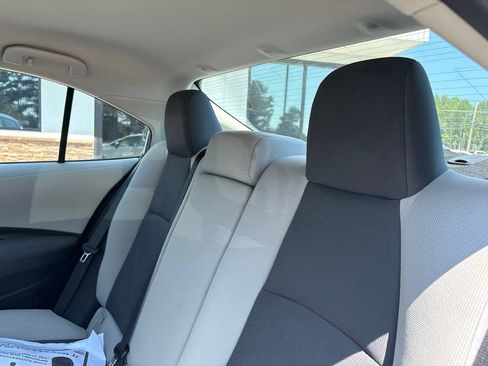 Used 2025 Toyota Corolla LE FWD image 6