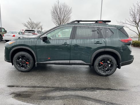 New 2026 Nissan Rogue SV image 8