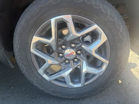 Used 2023 GMC Sierra 1500 SLT w/ SLT Premium Plus Package image 7