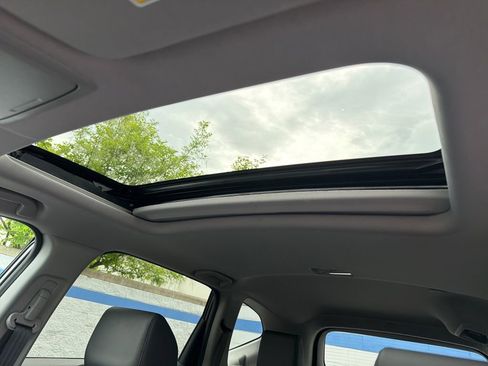 Certified 2022 Honda CR-V Touring image 11