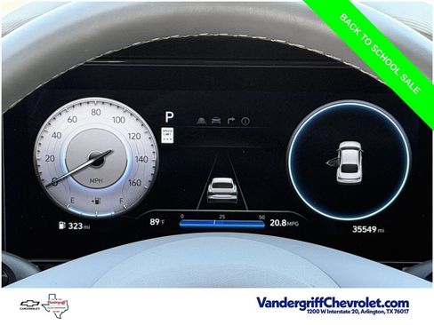 Used 2025 Hyundai Elantra SEL FWD image 13