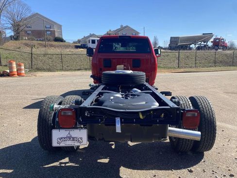 New 2026 RAM 5500 Tradesman image 30