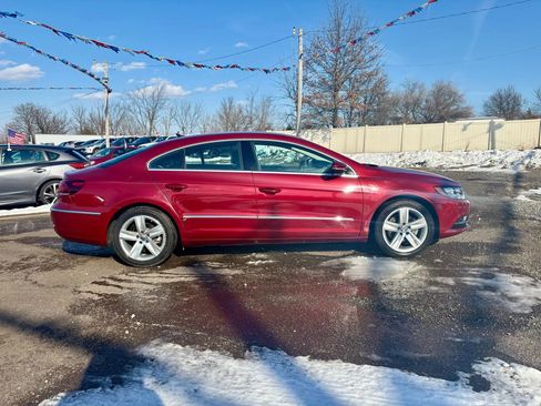 Used 2017 Volkswagen CC Sport image 6