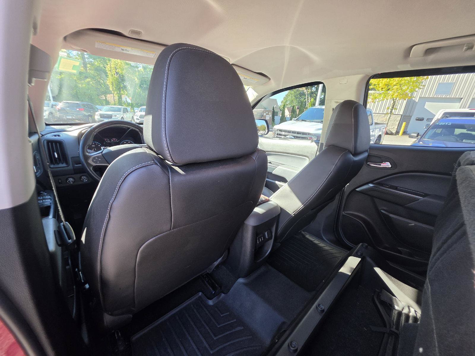 Used 2016 Chevrolet Colorado Z71 AWD/4WD image 18