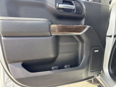 Used 2020 GMC Sierra 1500 Elevation w/ Elevation Value Package image 13