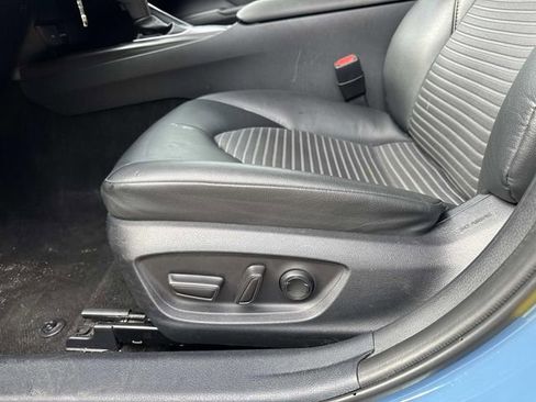 Used 2024 Toyota Camry SE image 11