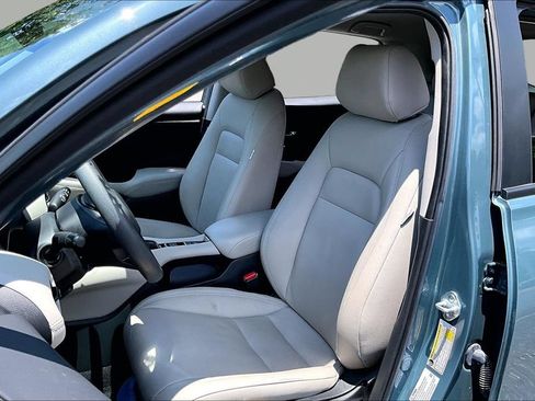 Used 2025 Honda HR-V LX image 17