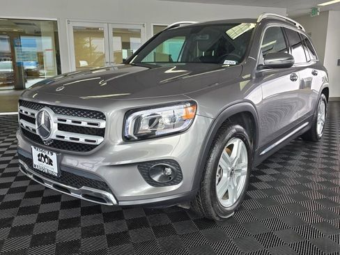 Used 2023 Mercedes-Benz GLB 250 4MATIC image 7
