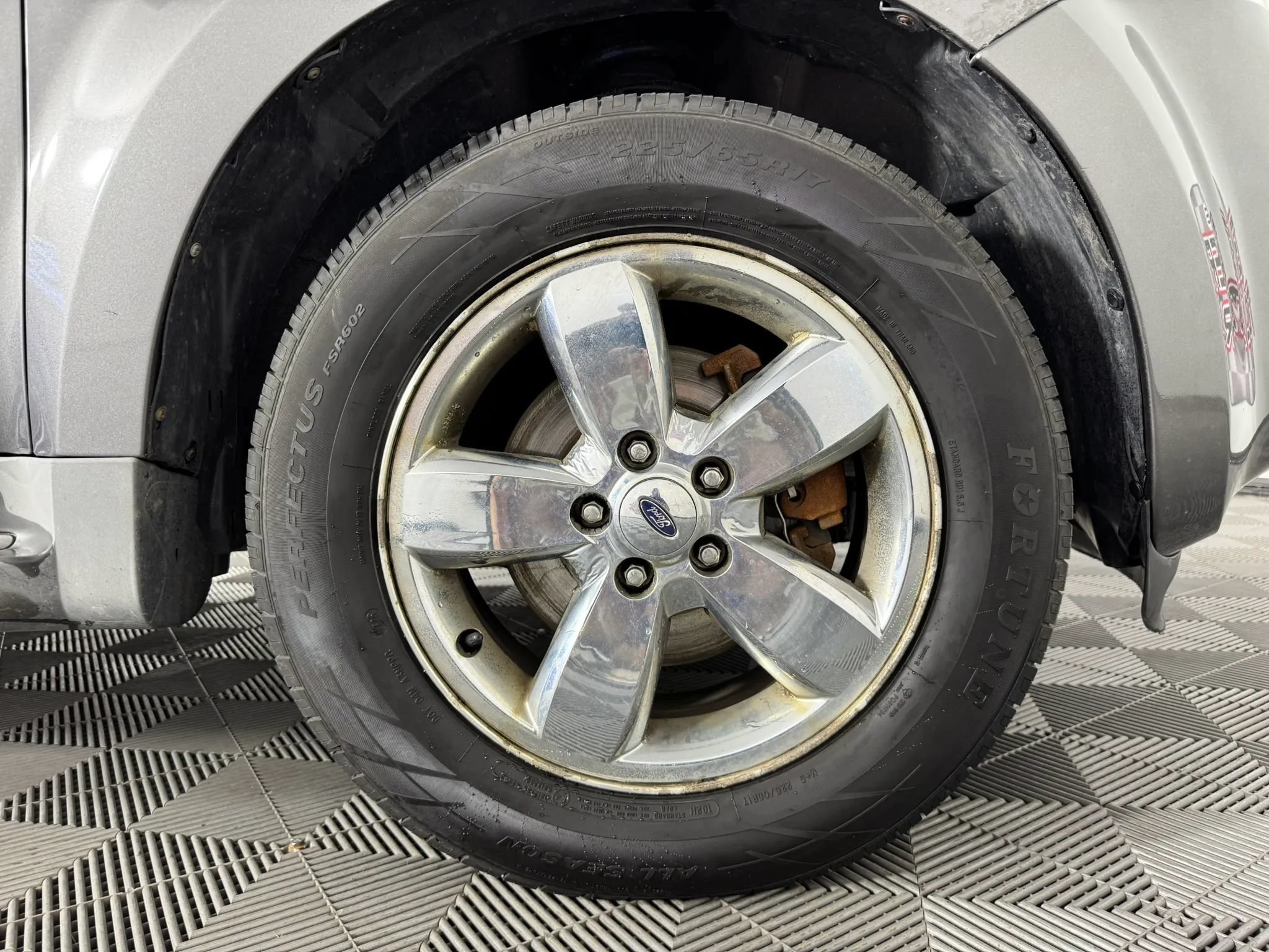 Used 2010 Ford Escape Limited AWD/4WD image 42