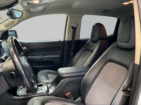 Used 2020 Chevrolet Colorado Z71 AWD/4WD image 22
