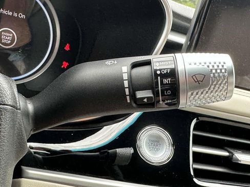 New 2026 Genesis G70 2.5T image 24