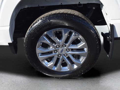 Used 2024 Ford F150 Lariat w/ Mobile Office Package image 6