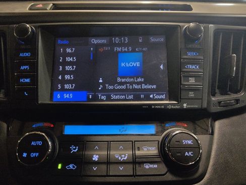 Used 2017 Toyota RAV4 XLE image 25