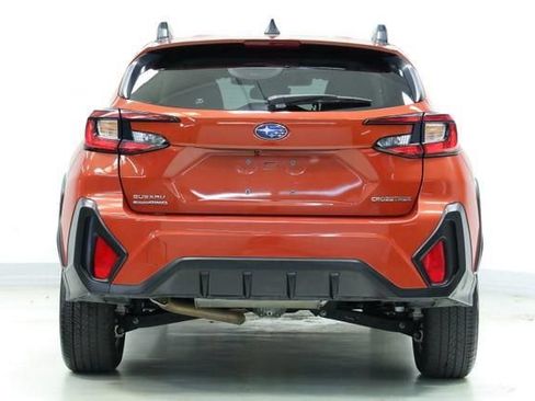 Used 2025 Subaru Crosstrek 2.5i Premium AWD/4WD image 7