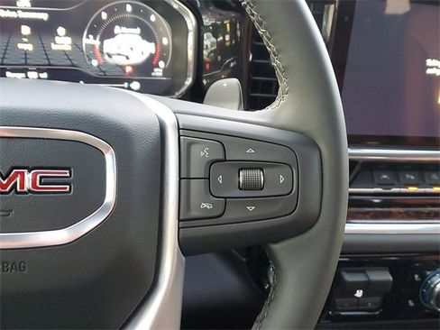 New 2025 GMC Sierra 1500 Elevation w/ Elevation Premium Package image 27