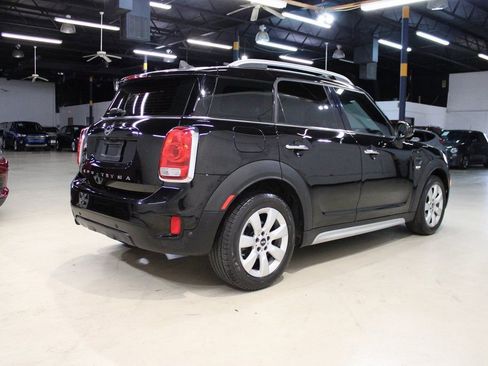Used 2019 MINI Cooper Countryman image 2