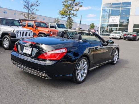 Used 2013 Mercedes-Benz SL 550 image 22