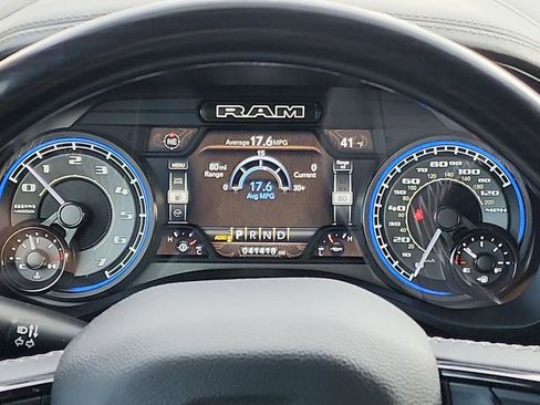 Used 2022 RAM 1500 Limited w/ Body Color Bumper Group image 11