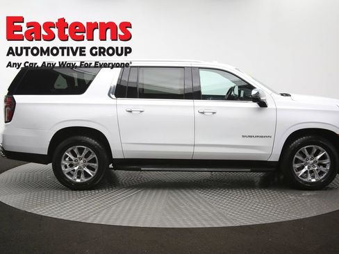 Used 2023 Chevrolet Suburban Premier RWD image 48