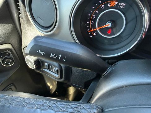 Used 2020 Jeep Wrangler Unlimited Sport S AWD/4WD image 22