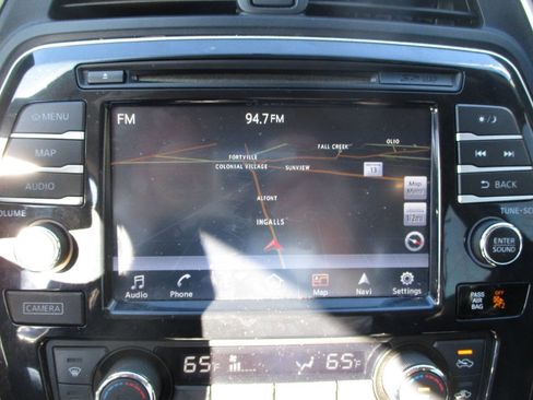 Used 2017 Nissan Maxima 3.5 SV image 11